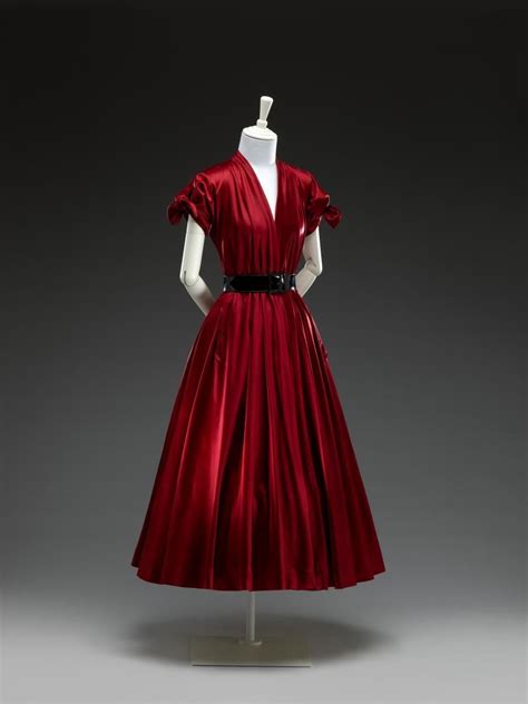 vintage christian dior clothing.